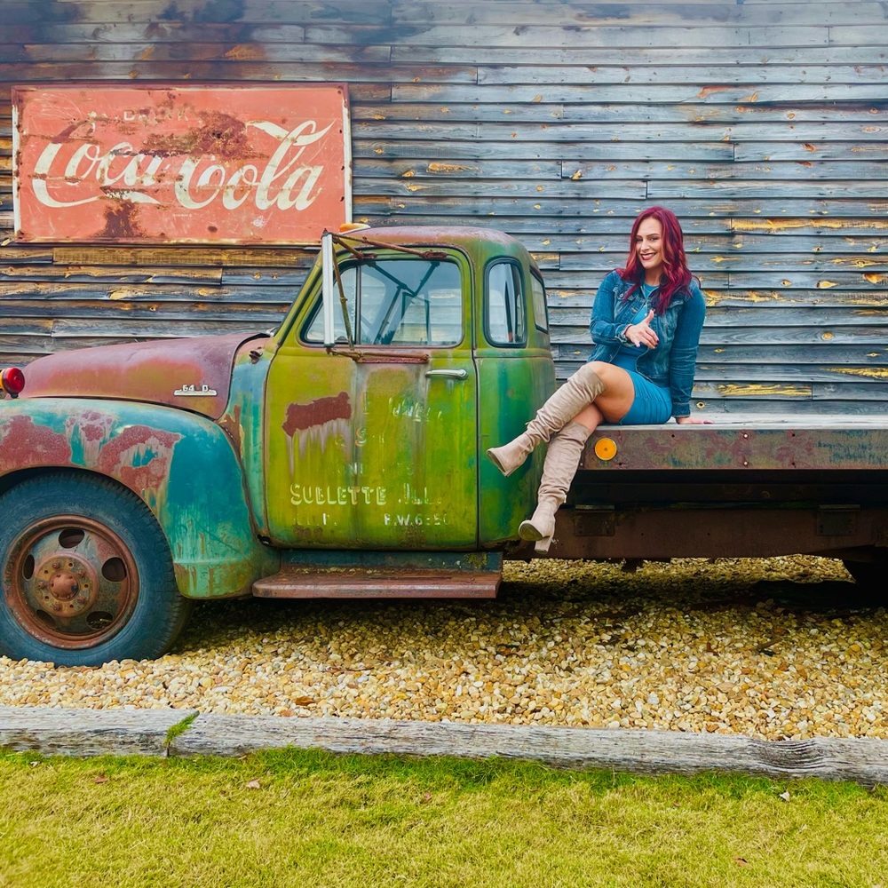 Meet your Posher, Amanda